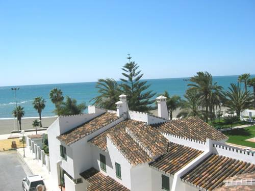 Hotel Terrasol Piramides Puerto Blanco Torre Del Mar Exterior foto